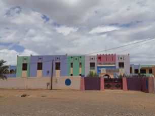 Très jolies les petites écoles colorées du Maroc!